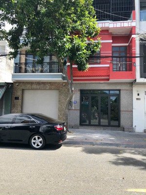 bá.nn căn nhà mặt t.iềnn đường nguyễn hữu thọ, phường phước hiệp, tp bà rịa, giá 9.8 tỷ