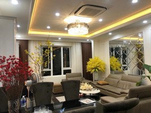 *** tòa căn hộ 4 tần - góc kẹp kiệt 4m- phố tây an thượng đường châu thị vĩnh tế - dt 150tr/ tháng.