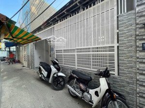 chính chủ bán nhà trung tâm nhà bè ngang 6m6 sổ hồng riêng giá chỉ 3.4 tỷ