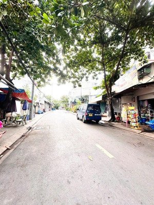 bán mặt tiền kd trần thị hè 12m-q12, dt 111m2, giá rẻ chỉ 6.x tỷ