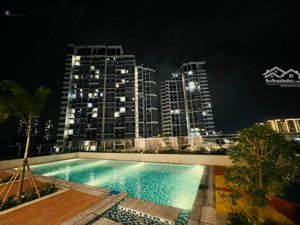 d''lusso và precia, 1pn 4ty2 , 2pn từ 5ty3, 3pn từ 6ty8, vp tại dự án , xem nhà 24/24