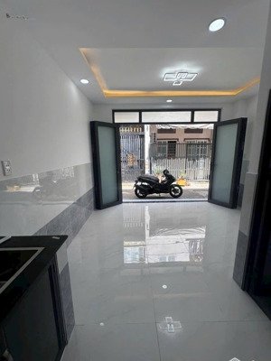 bán nhà mới hẻm xe hơi đường 25a tân quy quận 7