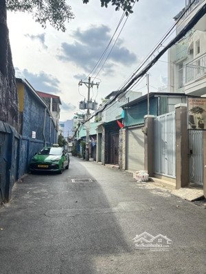 nhà 2 tầng hxh thông nguyễn hữu tiến - dt 42m2 - chỉ 3 tỷ 950