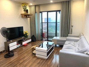hiếm - bán căn 2 ngủ, 2 vệ xinh, 64m2, full nội thất, sẵn sổ, cao cấp, garden hills chưa đến 5 tỷ.