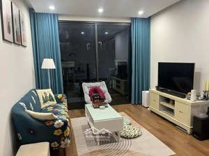 bán nhanh ch 1pn + 1 diện tích 60m2 view hồ điều hoà starlake siêu đẹp
