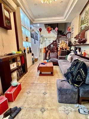 bán nhà phố cổ - hàng than - ba đình - 2 thoáng - 20m ra phố - ô chờ thang máy vị trí siêu đẹp