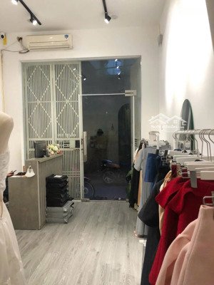 bán nhà vip hào nam diện tích 36m2 4 tầng 10 tỷ đống đa - hà nội