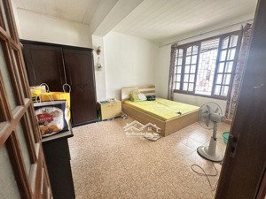 bán căn hộ tập thể phương mai trường chinh, 100m2, 4 ngủ, giá chỉ 4.55 tỷ, đống đa