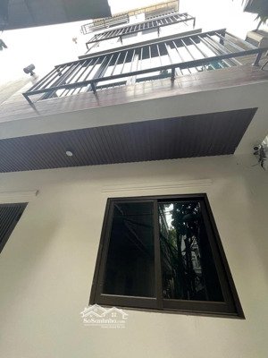 nhà đẹp giá yêu thương các bác nhanh tay với ạ