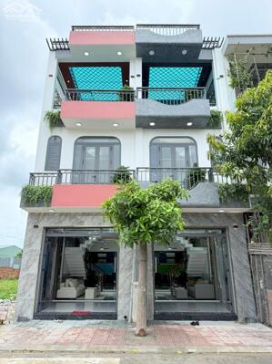 BÁN NHÀ PHỐ SIÊU ĐẸP - HOÀN CÔNG - FULL NỘI THẤT - CÓ PN ĐƯƠI