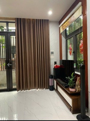 bán nhà 2 tầng dt 60m2 ngang 7.5m kiệt ô tô 6m cách nhà 10m giá 3 tỷ 6.30 triệu thương lượng