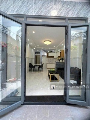 bán siêu phẩm đúc 1 lầu nhà mới- 3pn- 2wc- dt 4x14 nở hậu dtcn 63m2- dt àn 130m2- nhỉnh 6 tỷ