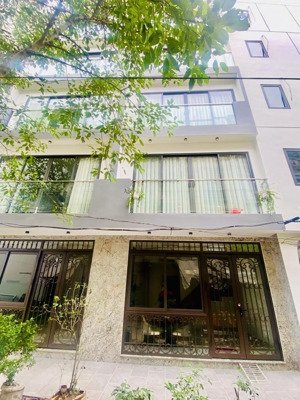 bán nhà việt hưng, long biên 40m2 6t 6.9 tỷ. hiếm! nhà đẹp, thiết kế hiện đại.