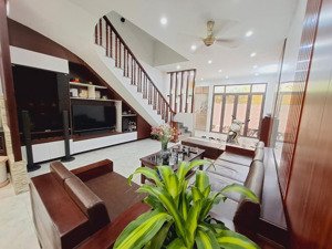 hiếm! phân lô nguyễn phong sắc, ôtô tránh vỉa hè, ngõ bàn cờ, 2 thoáng, dân trí cao, 65m2*4t