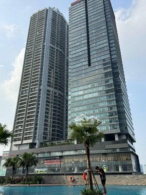 cho thuê căn hộ chung cư lô góc discovery complex trung tâm quận cầu giấy, diện tích 94.6m2, 2 ngủ.