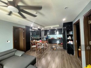 duy nhất căn 3 phòng ngủ đang được chủ nhân chào giá chỉ 8 tỉ