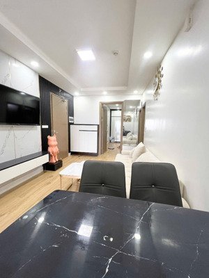 căn hh3 chung cư hoàng huy lạch tray - hải phòng view doji
tầng dt 62m2 ban công hướng đông .