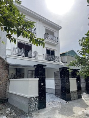 bán nhà đồng quang, quốc oai, hà nội - 3 tầng xây mới, 75,5m2 sân cổng trước sau.