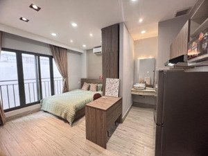 căn hộ 1pn tách bếp 40m2 ban công
full nt cao cấp mới hồ văn huê gần
san bay giap nga tu phi nhuan