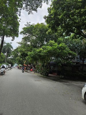 bán nhà mp dịch vọng hậu - cầu giấy 58m2, 5 tầng - vỉa hè rộng - ô tô tránh - kinh doanh ngày đêm