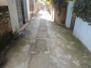 bán đất tặng nhà c4, thụy phương, dt 42m2, mt 5,8m, giá chào hơn 6 tỷ, có thương lượng, 10m ra ô tô