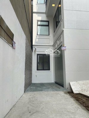 sót căn nhà 6 tầng thang máy tại phố giang biên, long biên, hà nội, nhà lô góc thoáng mát đẹp