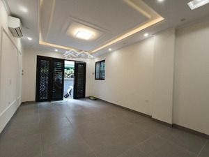 bán nhà lô góc hoàng hoa thám, bưởi, 48m2* 5 tầng, ngõ to thông, ô tô cách 1 nhà, sổ đỏ chính chủ