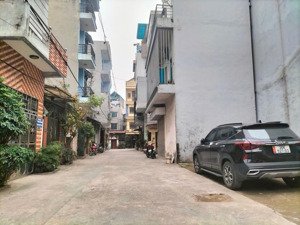 cần bán đất tại ktt kho 708 liên ninh, thanh trì, 6,5 tỷ, 58m2, mặt tiền 4,3m, giá đầu tư.