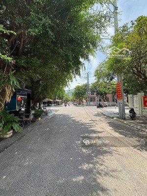 bán lô mặt tiền cần vương sạch đẹp gần khu nguyễn thị định quy nhơn 74m2 ngang4,5m giá chỉ 6ty xyz