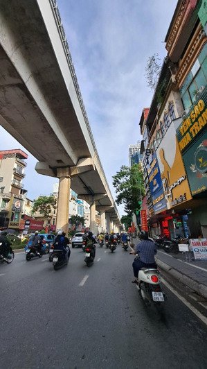 bán nhà trung tâm quận cầu giấy, ô tô tránh, vỉa hè 73m, mt gần 7m giá 21 tỷ 9