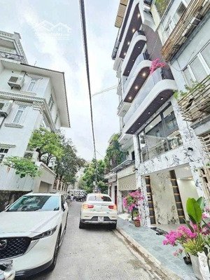 bán nhà cổ linh,tư đình , 65m_mt5m, thang máy, gara 2 ô tô, kinh doanh đa dạng, lh 