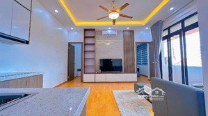 tập thể đại học sư phạm, phố trần quốc hoàn 100m - 3ngủ, 2wc- full nội thất, vị trí đẹp mặt phố