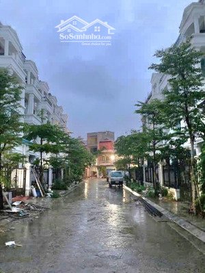 bán lk từ liêm - đại mỗ, 106m2, 5t, vỉa hè, ô tô tránh, ở cực sướng, giá nhỉnh 21 tỷ