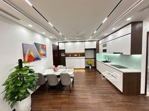 bán căn hộ chung cư bộ kế hoạch và đầu tư - quan hoa 105m2 3pn 2vs 8,1 tỷ full nt