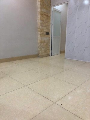 cho thuê căn hộ n2c thnc 3 ngủ đồ cơ bản 8tr5/tháng. call 