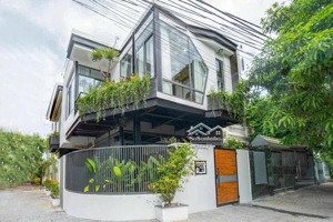 siêu phẩm villa góc 2 mặt tiền hồ bơi dòng tiền 120tr/tháng - gần biển sơn trà đà nẵng