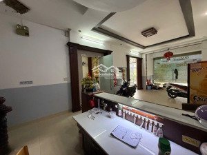 khách sạn lớn-giá tốt-thu nhập cao-mặt tiền 8x20-5tầng-nhánh tô hiệu tân phú-lợi nhuận 100tr/th