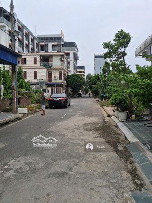 siêu hiếm nhà 2 tầng mái thái dương quan- vị trí vàng kinh doanh siêu hời!