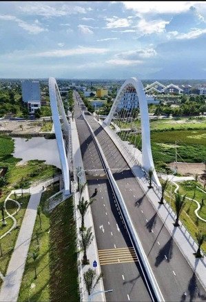 biệt thự mặt sông cổ cò 37,5tr/m vị trí đẹp gần cầu