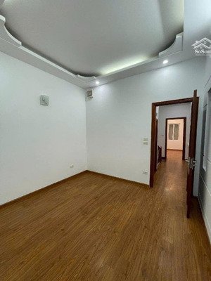 bán nhà cầu giấy lô góc 2 mặt ngõ nhà mới ở ngay 50m2 - 5 tầng - nhỉnh 11 tỷ