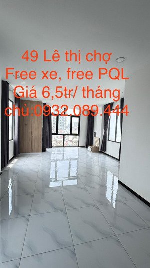 chính chủ cho thuê phòng penthouse 50m2 măt tiền lê thị chợ.