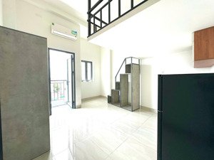 chdv 4,5 triệu/th có bancon thoáng mát, gác cao tọa lạc ngay nguyễn thị kiểu