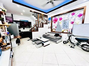 nhà đẹp phố quan nhân, nhân chính, thanh xuân 32m2, 5t, lô góc, nhà mới chỉ 6,8 tỷ