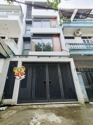 bán nhà ngọc lâm phố cổ 4 tầng ngõ thông với phố nguyễn văn cừ - gara g63 - oto - view thoáng