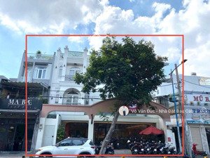 bán nhà mặt tiền kênh tân hóa- tân phú. dt 13.5x17- đúc 3 tầng- vị trí siêu đẹp- chiều ngang 13.5m