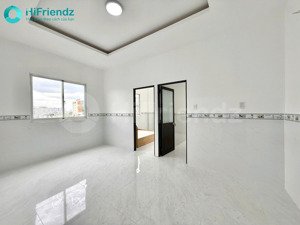 chung cư mini 2 phòng ngủ - 1 phòng khách mới 100% - thang máy - dạ nam q8