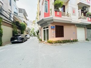 mặt phố yên lạc ô tô tránh vừa ở vừa làm văn phòng 70m2 x 4 tầng giá chỉ 21.8 tỷ lh: 