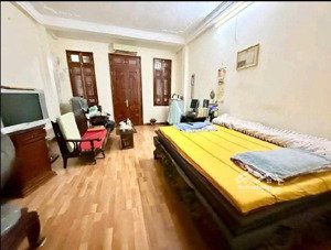 bán nhà đẹp pháo đài láng, đống đa, ô tô tránh, vỉa hè rộng, kinh doanh đỉnh, 48m² x 5 tầng, 23 tỷ