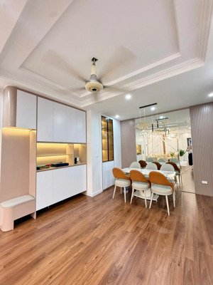 (giá chuẩn đét) the legend 86m2 3pn-2wc căn hộ cao cấp , nội thất sang trọng. giá 9,4 tỷ