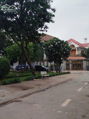 khu biệt thự cao cấp ngay công viên - tạ quang bửu - nhà 4 tầng - 54m2